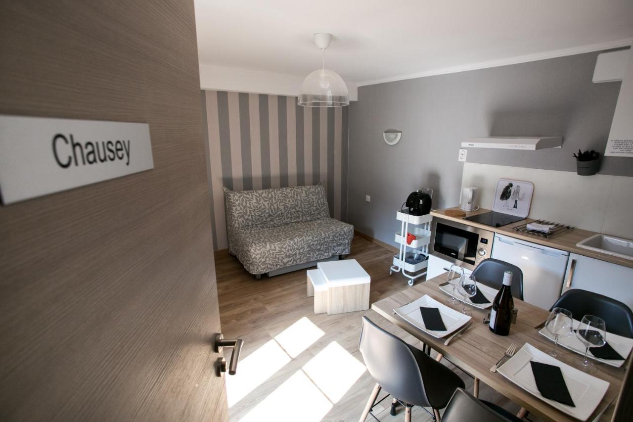 Le Cotentin Appart'Hotels & Restaurant Le Cot' Portbail Exteriör bild