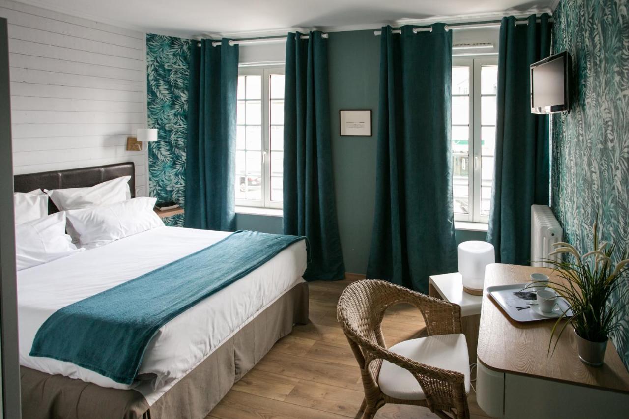 Le Cotentin Appart'Hotels & Restaurant Le Cot' Portbail Exteriör bild