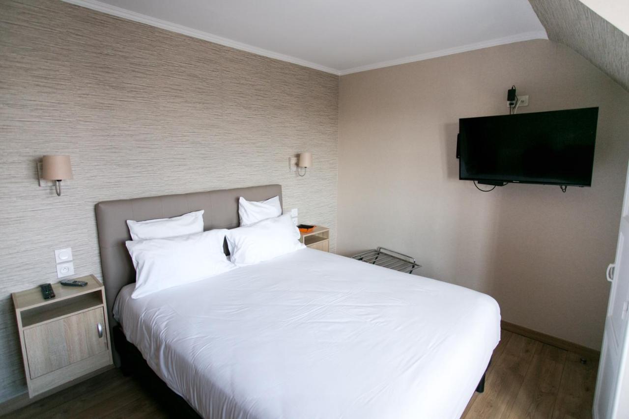 Le Cotentin Appart'Hotels & Restaurant Le Cot' Portbail Exteriör bild