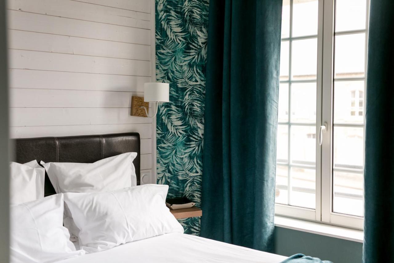 Le Cotentin Appart'Hotels & Restaurant Le Cot' Portbail Exteriör bild