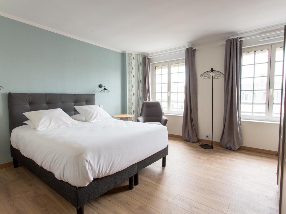 Le Cotentin Appart'Hotels & Restaurant Le Cot' Portbail Exteriör bild